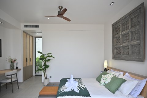 Villa in Phuket, Thailand 4 bedrooms № 156799 - photo 18