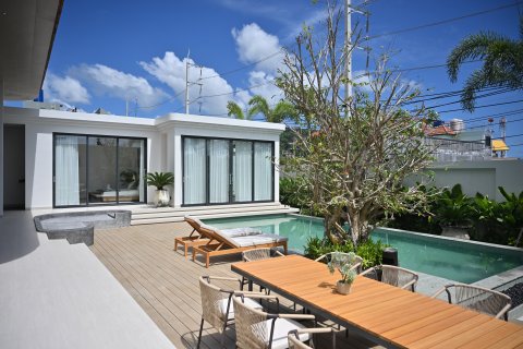 Villa in Phuket, Thailand 4 bedrooms № 156799 - photo 4