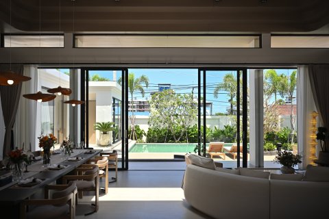 Villa in Phuket, Thailand 4 bedrooms № 156799 - photo 12