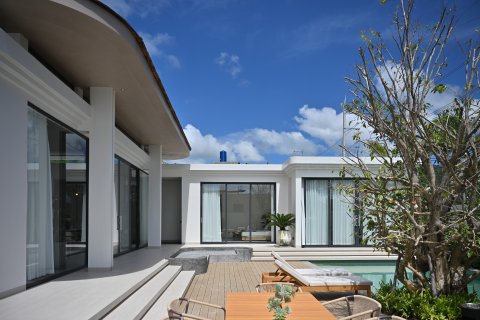 Villa in Phuket, Thailand 4 bedrooms № 156799 - photo 6