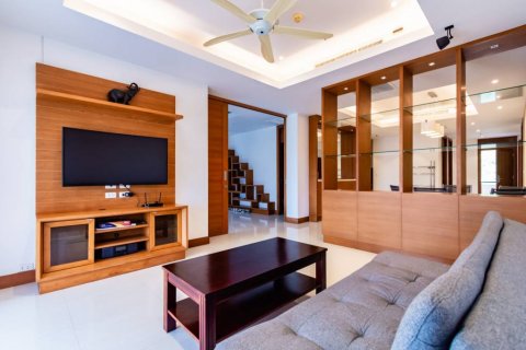 Condo à Hua Hin, Thaïlande, 2 chambres  № 114068 - photo 2