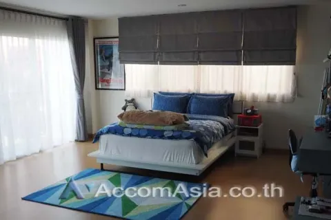 Haus in Phra Khanong, Bangkok, Thailand 5 Schlafzimmer № 218549 - Foto 8