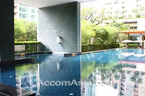 Studio in the Condo in Pathum Wan, Bangkok, Thailand № 218544 - Foto 7