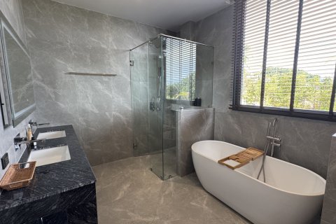 Вилла в Пхукете, Таиланд с 5 спальнями  № 135607 - фото 18