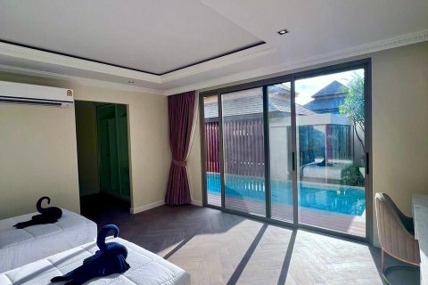 Villa in Phuket, Thailand 5 bedrooms № 135608 - photo 7