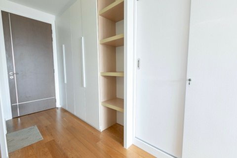 Кондоминиум с 3 спальнями в Ваттхане, Бангкок, Таиланд № 149236 - фото 17