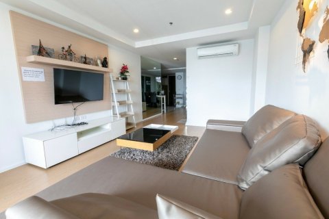 Кондоминиум с 3 спальнями в Ваттхане, Бангкок, Таиланд № 149236 - фото 10