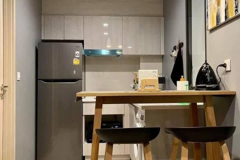 Студия в кондо в Патхум Ване, Бангкок, Таиланд № 158164 - фото 2