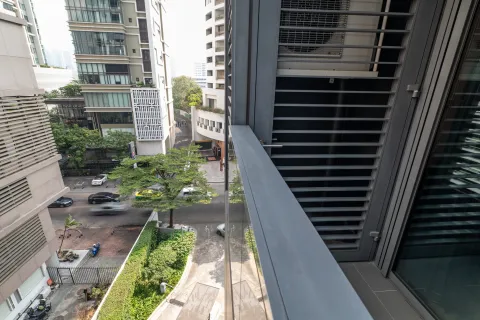 Studio dans le Condo à Khlong Toei, Bangkok, Thaïlande  № 158161 - photo 8