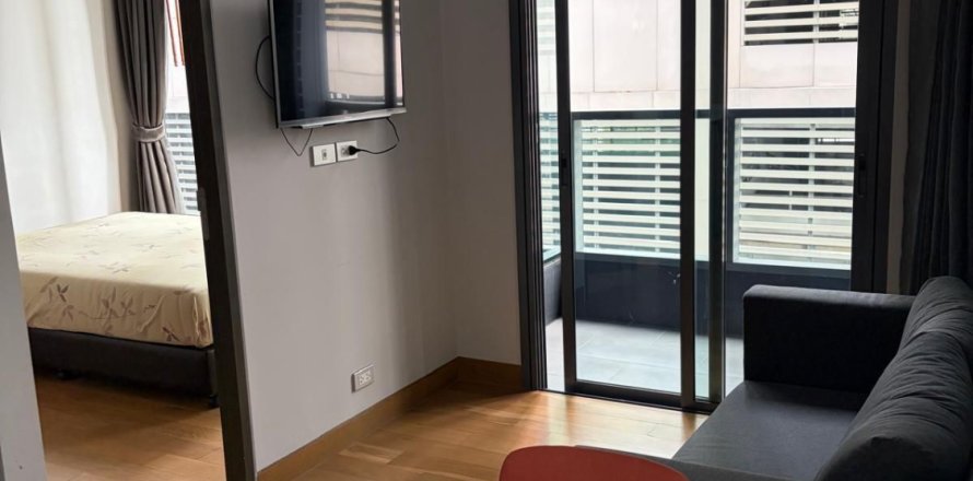 Studio dans le Condo à Khlong Toei, Bangkok, Thaïlande  № 158161