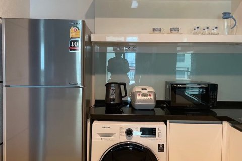 Студия в кондо в Клонг Тоэй, Бангкок, Таиланд № 158162 - фото 5