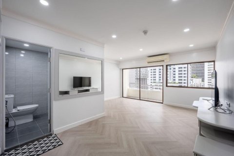 Condo in Khlong Toei, Bangkok, Thailand, 2 bedrooms  № 138946 - photo 11