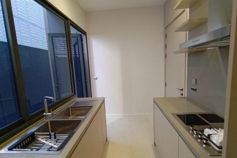 Дом в Ванг Тонг Ланге, Бангкок, Таиланд с 5 спальнями  № 138948 - фото 4