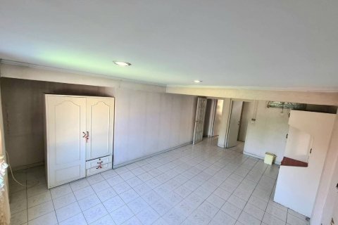 House in Chatuchak, Bangkok, Thailand 7 bedrooms № 162015 - photo 16