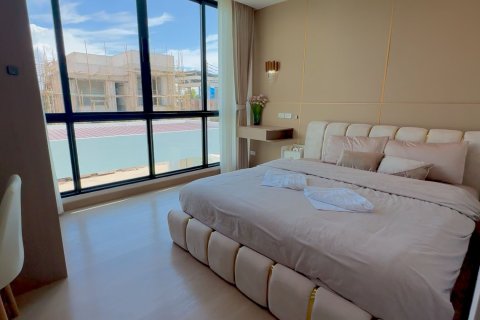 Villa in Chiang Mai, Thailand 6 bedrooms № 162013 - photo 29