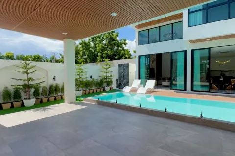 Villa in Chiang Mai, Thailand 6 bedrooms № 162013 - photo 4