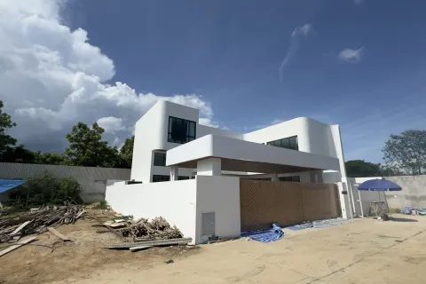 Villa in Chiang Mai, Thailand 6 bedrooms № 162013 - photo 3