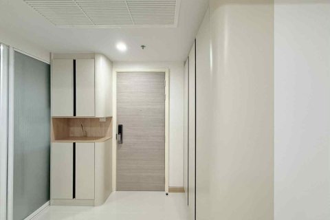 Студия в кондо в Ян Наве, Бангкок, Таиланд № 151348 - фото 4