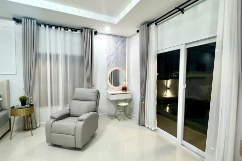 Вилла в Паттайе, Таиланд с 3 спальнями  № 151352 - фото 15