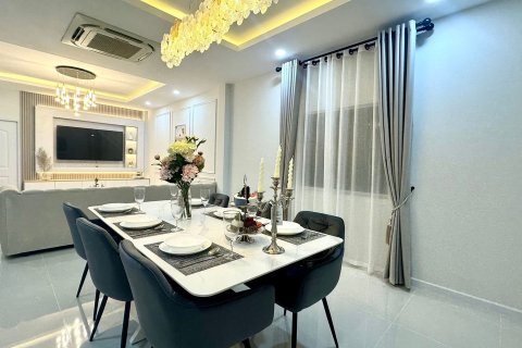 Вилла в Паттайе, Таиланд с 3 спальнями  № 151352 - фото 27