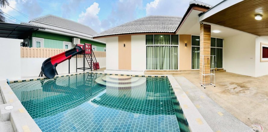 Вилла в Хуа Хине, Таиланд с 4 спальнями  № 153311