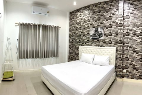 Вилла в Хуа Хине, Таиланд с 4 спальнями  № 153311 - фото 14