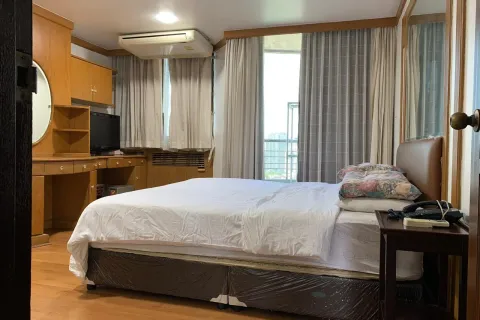 Кондоминиум с 2 спальнями в Ваттхане, Бангкок, Таиланд № 153310 - фото 4