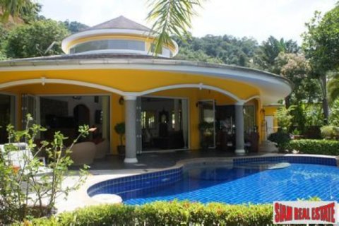 Villa in Kathu, Thailand 2 bedrooms № 202518