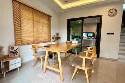 Дом в Паттайе, Таиланд с 3 спальнями  № 152295 - фото 3