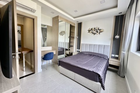 House in Pattaya, Thailand 4 bedrooms № 152298 - photo 21