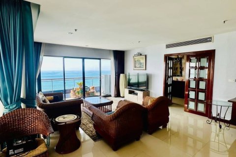 Condo à Chon Buri, Thaïlande, 2 chambres  № 152300 - photo 6