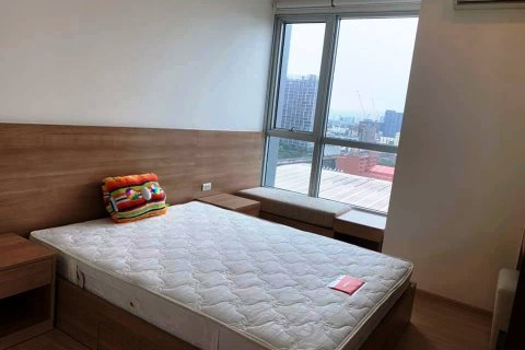 Studio in the Condo in Khlong Toei, Bangkok, Thailand  № 158690 - photo 11