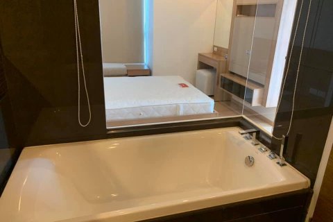 Studio in the Condo in Khlong Toei, Bangkok, Thailand  № 158690 - photo 13
