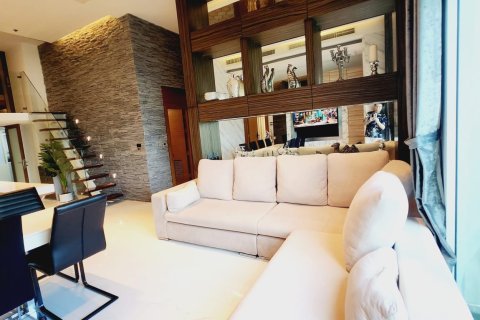 Condo à Watthana, Bangkok, Thaïlande, 4 chambres  № 158688 - photo 10