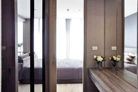 Studio in the Condo in Pathum Wan, Bangkok, Thailand  № 158687 - photo 15