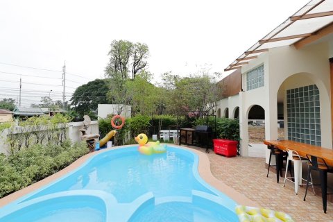 Villa à San Sai, Thaïlande 4 chambres № 173835 - photo 2