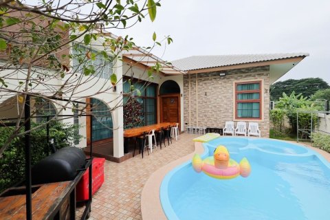 Villa à San Sai, Thaïlande 4 chambres № 173835