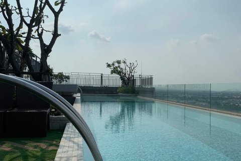 Studio in the Condo in Bangkok Noi, Thailand  № 173831 - photo 13