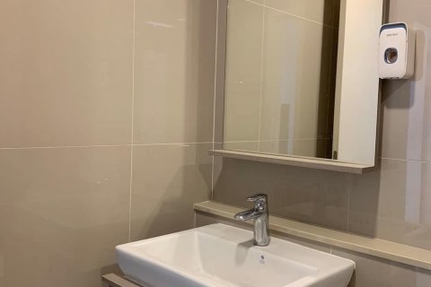 Studio in the Condo in Bangkok Noi, Thailand  № 173831 - photo 6