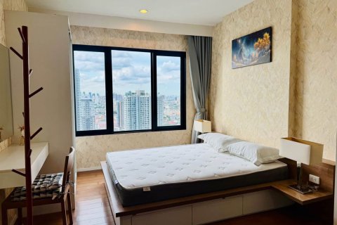 Studio dans le Condo à Watthana, Bangkok, Thaïlande № 173832 - photo 2