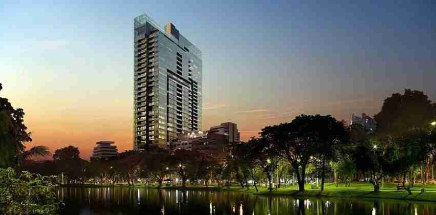 Condo in Bangkok, Thailand, 2 bedrooms  № 183132