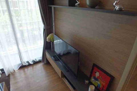 Condo in Bangkok, Thailand, 2 bedrooms № 183136 - photo 9