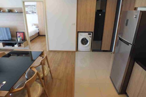 Condo in Bangkok, Thailand, 2 bedrooms № 183136 - photo 10