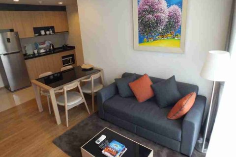 Condo in Bangkok, Thailand, 2 bedrooms № 183136 - photo 8
