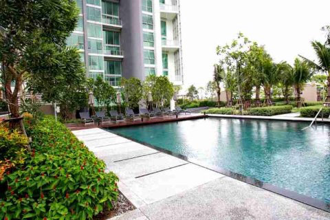 Condo in Thonburi, Bangkok, Thailand, 2 bedrooms № 183133 - photo 4