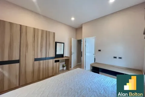 Casa de 3 dormitorios en Pattaya, Tailandia № 210764 - foto 17