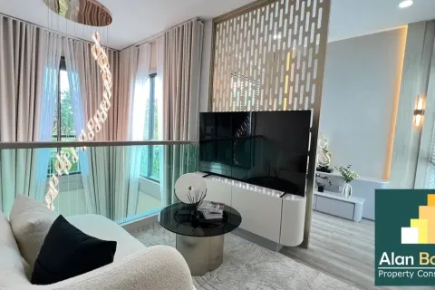 Casa de 4 dormitorios en Pattaya, Tailandia № 210767 - foto 19