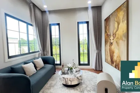 Casa de 4 dormitorios en Pattaya, Tailandia № 210766 - foto 15