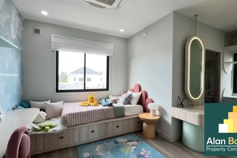 Casa de 3 dormitorios en Pattaya, Tailandia № 210768 - foto 17