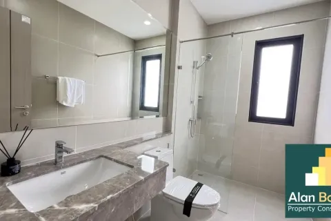 Casa de 3 dormitorios en Pattaya, Tailandia № 210768 - foto 14